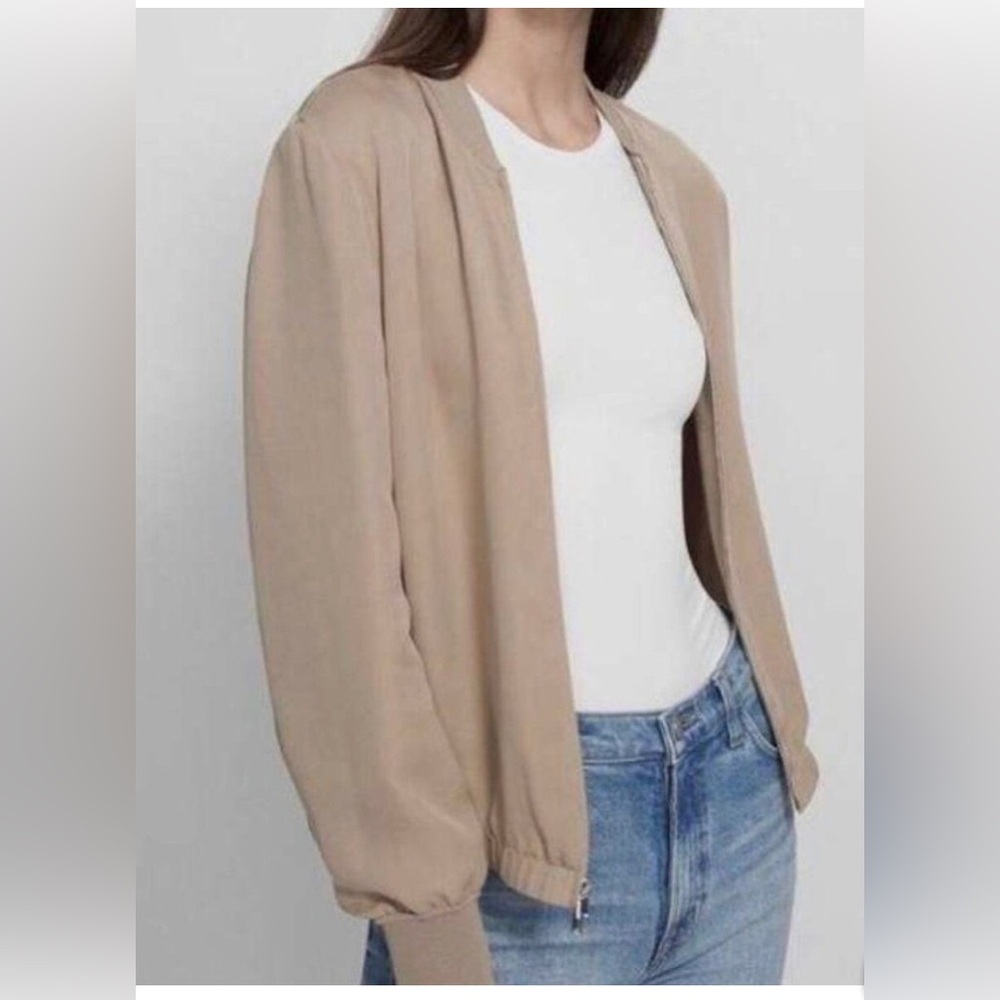 Arizia Gilroy Bomber